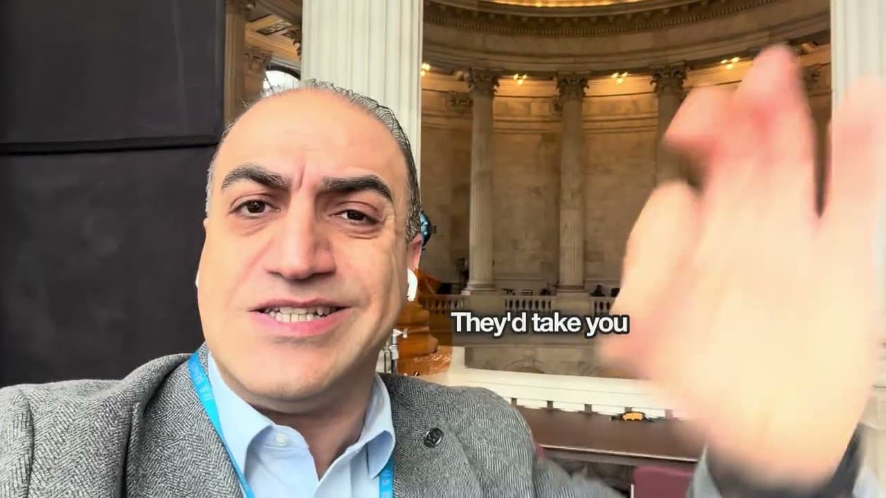 چه کسی قراره دکمه شروع سقوط جمهوری اسلامی رو بزنه؟